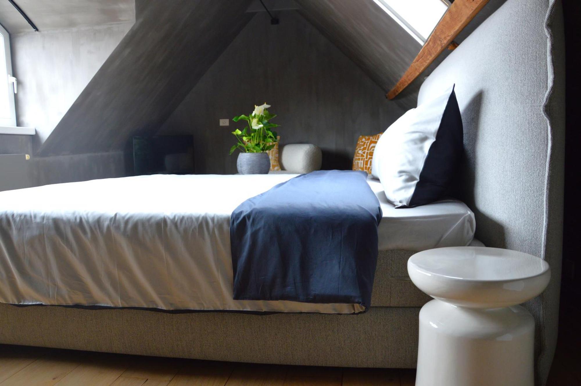 Amato-brugge Couette-café